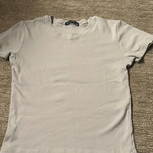 Brandy Melville Light Gray Short Sleeve Tee